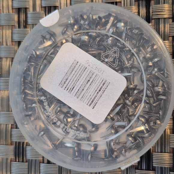 MAKING MEMORIES Craft Grommet Eyelet Tool Kit - Picture 8 of 16